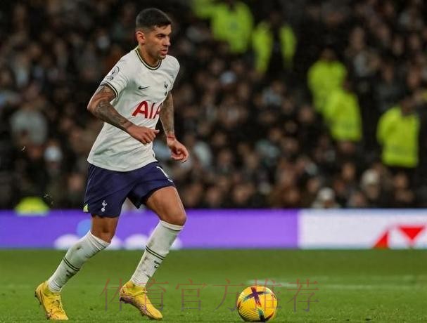 拉莫斯身边人:皇马一边说没钱 一边却要签姆巴佩