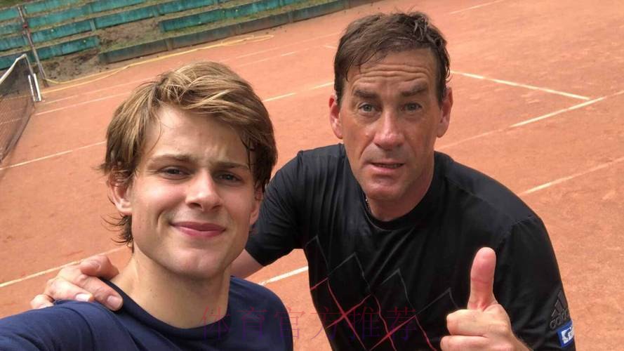 知情人士:贝尔与齐祖的关系降到最低点 知情人士:贝尔与齐祖的关系降到最低点