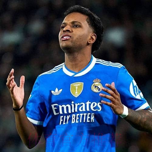 皇马耻辱0-3!世界冠军断崖式下滑 有人又“失踪”